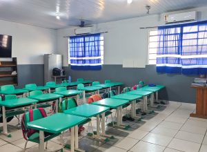 Escola Municipal Sto Antonio do Caramujo (2)
