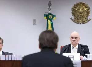 Paulo-Gonet-Alexandre-de-Moraes-Jair-Bolsonaro.jpg