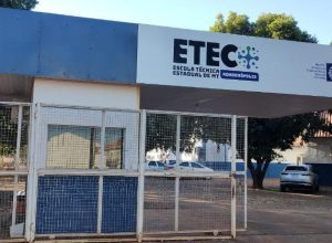 fachada ETEC (1)