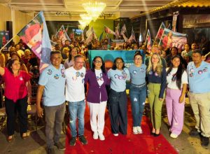magaly-reune-centenas-de-apoiadores-no-vivere-buffet-e-oficializa-candidatura-a-deputada-federal